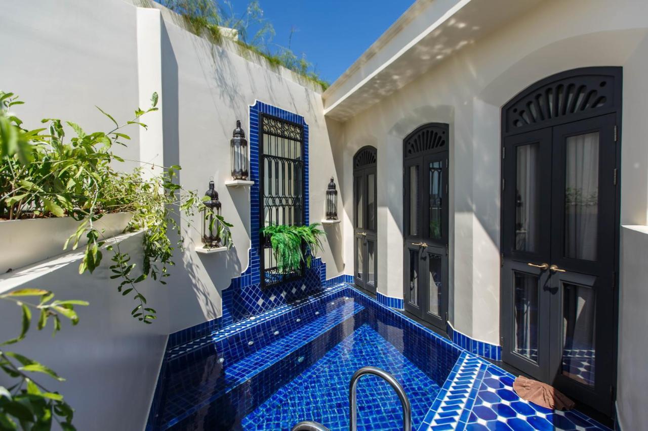 Hotel Verdigris Phuket Exterior photo